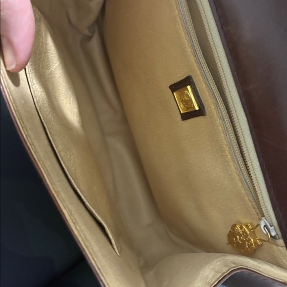 Vintage Gucci Equestrian Leather Shoulder Bag in brown 1970-80 - Picture 8 of 11